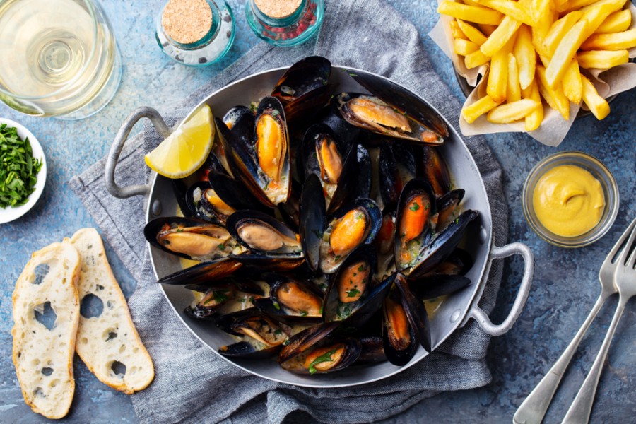 Plongez dans l'ambiance de la Fête de la moule à Paris !