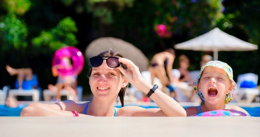 Quels sont les équipements disponibles à la piscine de Bray-sur-Seine ?